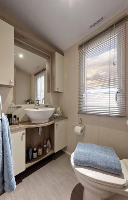 Lagooncombe Modern And Cosy Holiday Home Haverigg Dış mekan fotoğraf